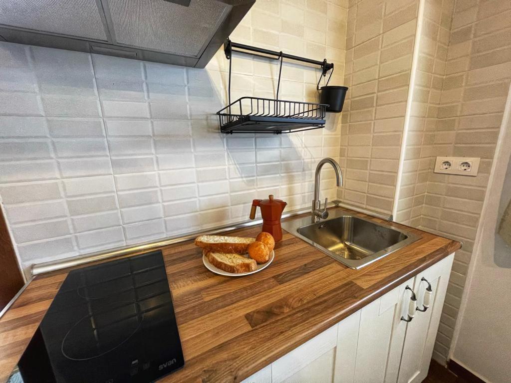 Apartamentos Dona Jimena Del Ambroz 4 Estrellas Complejo Unico En El Centro Del Pueblo - Piscina Ya Abierta Hervás Zewnętrze zdjęcie